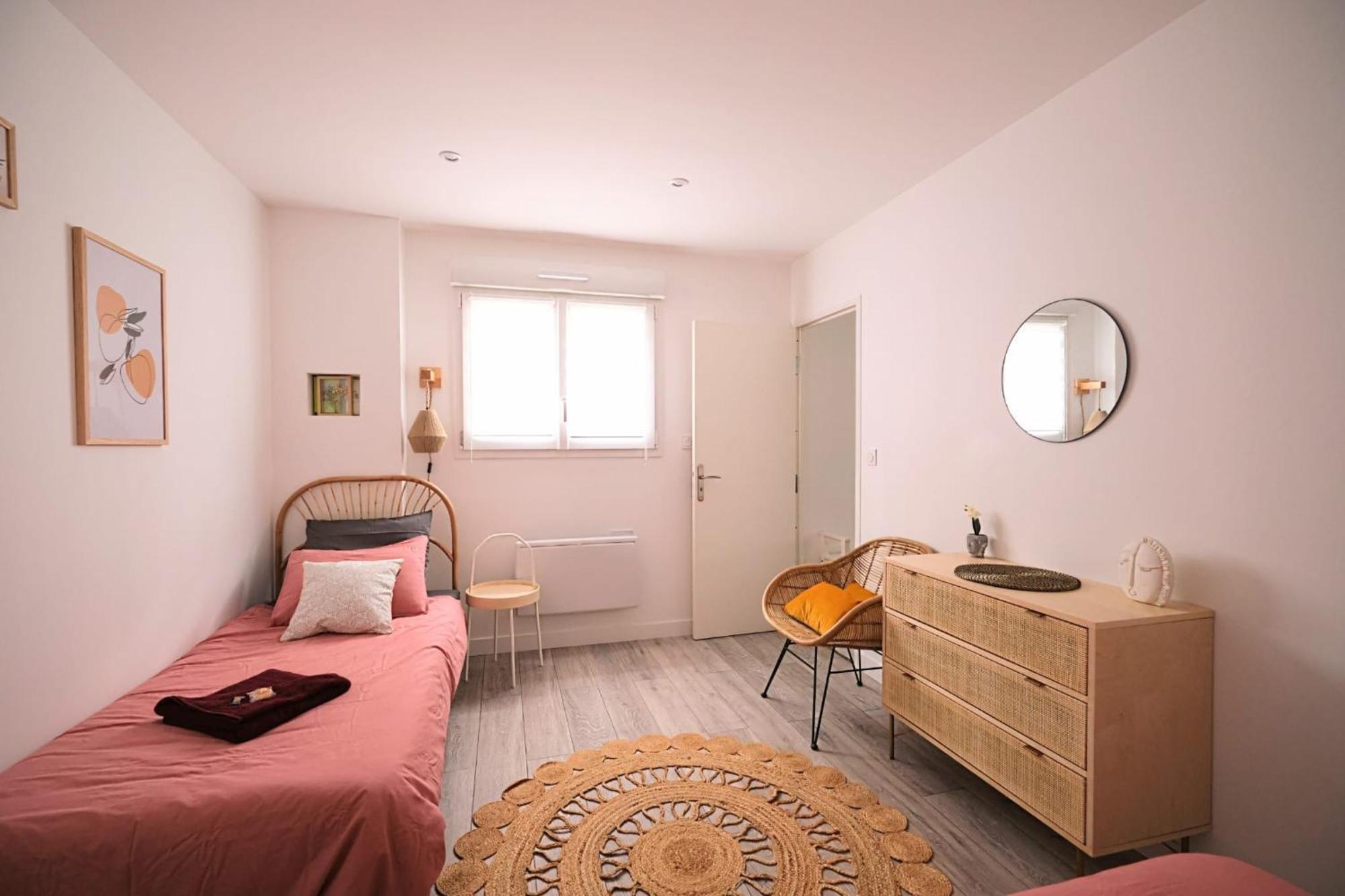 Dewailly, 2 Chambres, 3 Lits, Elegant, 700M Centre Ville Amiens Exteriör bild